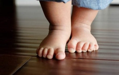 Guide til barnets første sko | Lær å gå sko